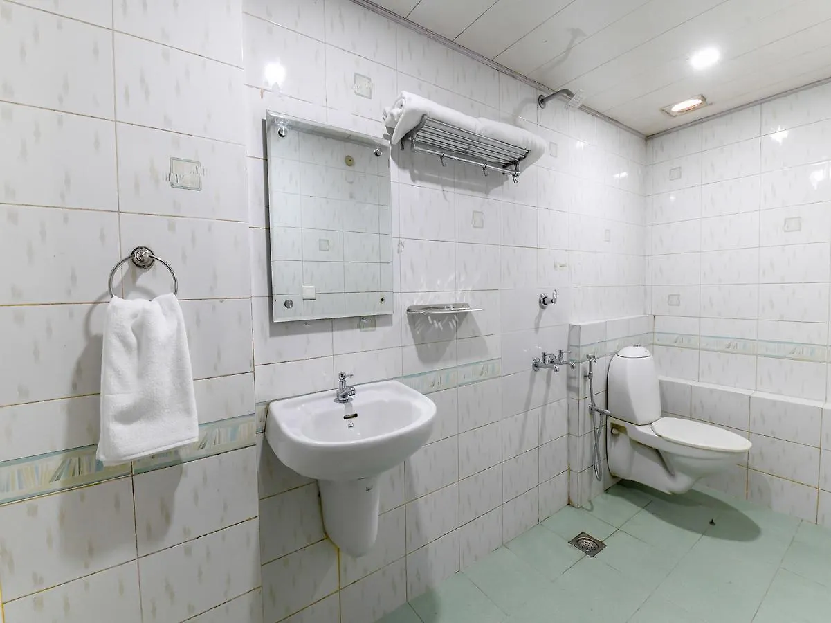Oyo 11309 Hotel Green Land Residency Kochi