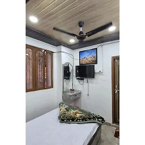  Guest house Shree Kashi Vishwanath India