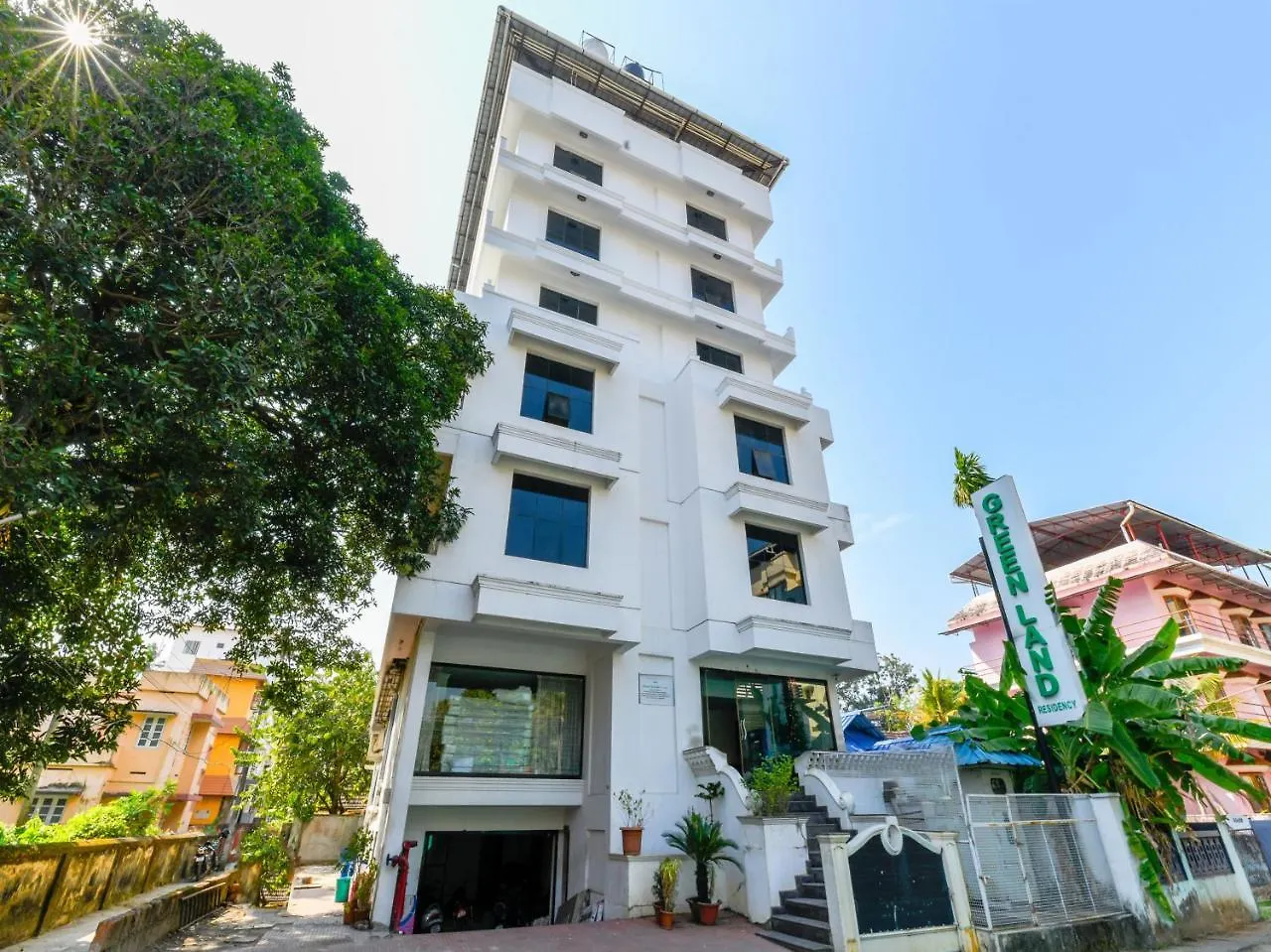 Oyo 11309 Hotel Green Land Residency Kochi